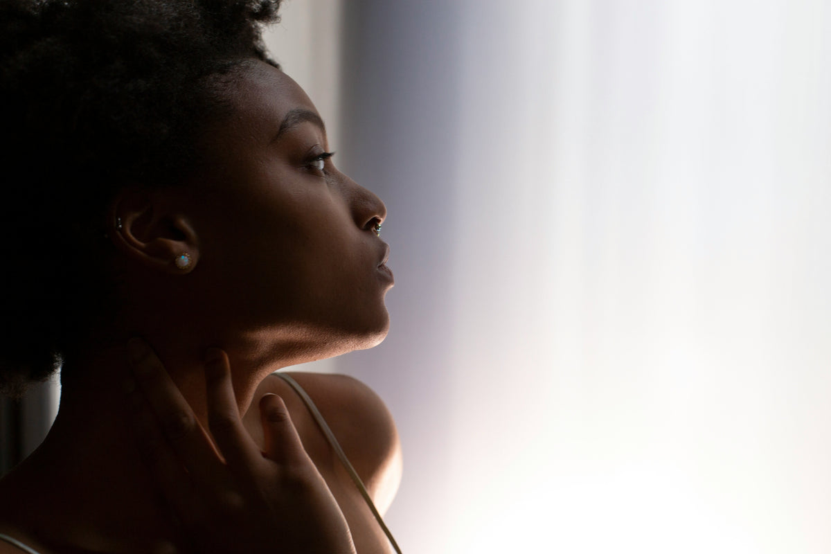 Comment bien choisir une crème de nuit adaptée à votre type de peau ?
